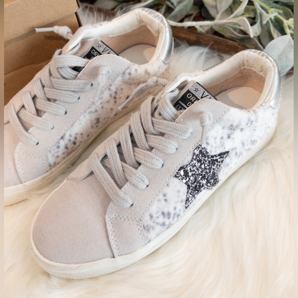 BRAND NEW Vintage Havana Kasey Sneaker Size 7
